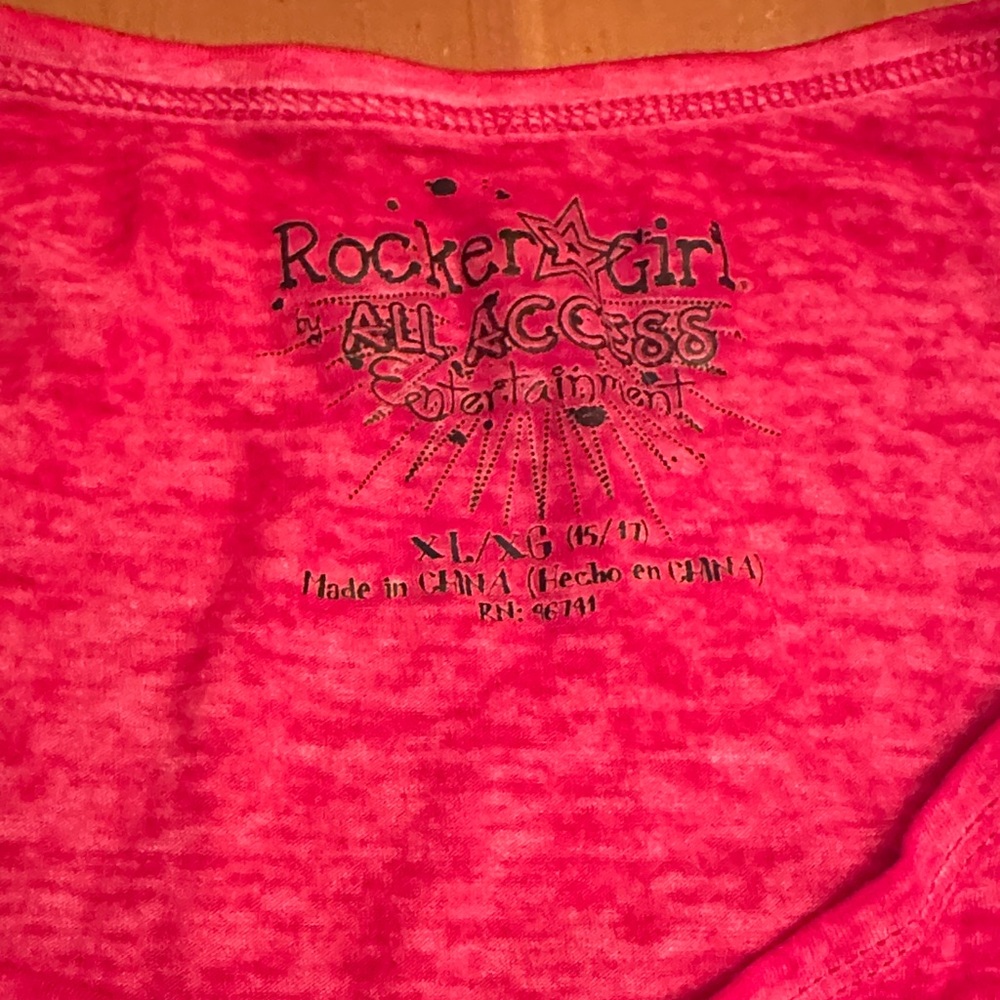 Valentine’s fitted tee duo - Picture 5 of 7
